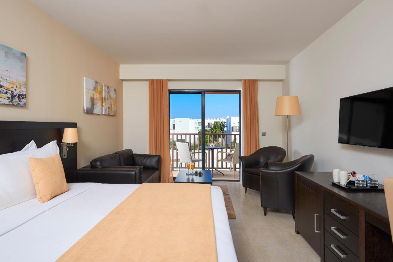 Melia Llana Beach Resort & Spa (Adults Only) Santa Maria Esterno foto